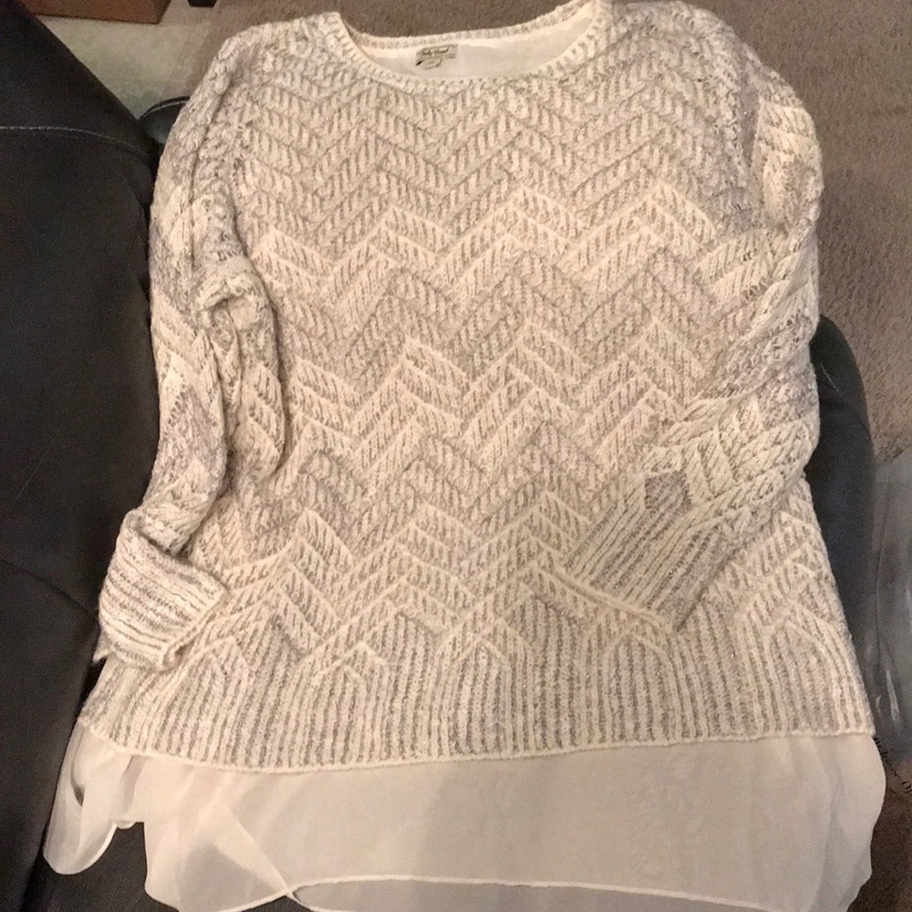 Lucky Brand silver and white sweater